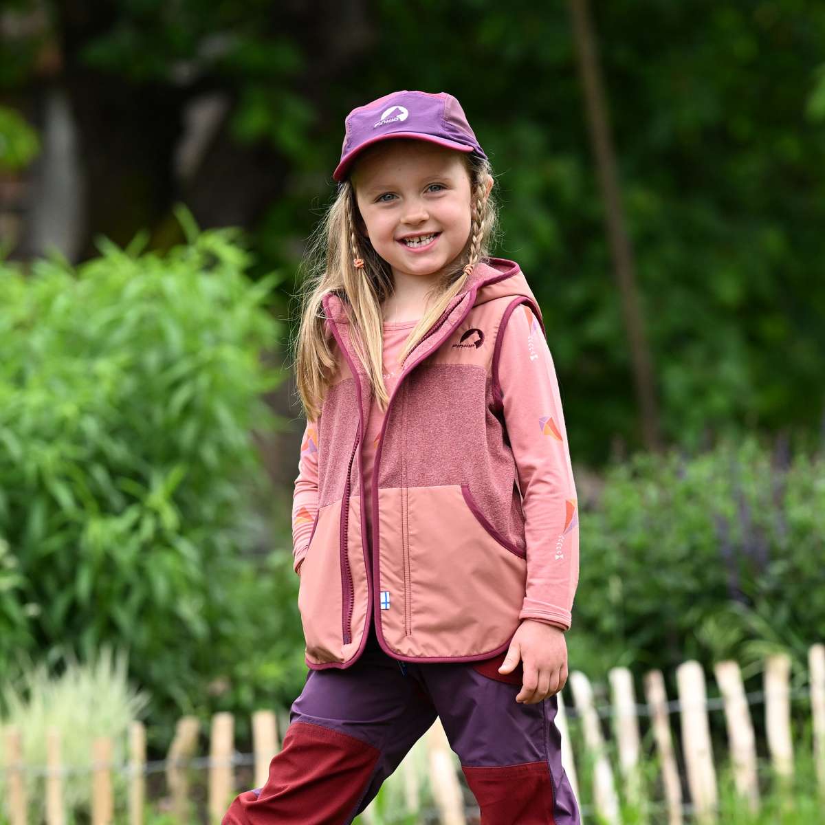 ONNI KNIT Strickfleece Weste mit wasserfesten Details - Zip in Innenjacke